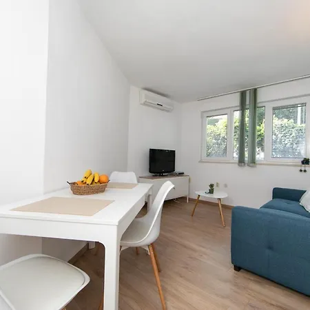 Mili Appartement Brela
