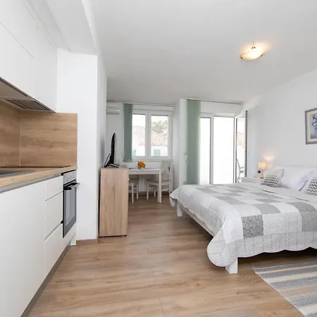 Apartament Mili