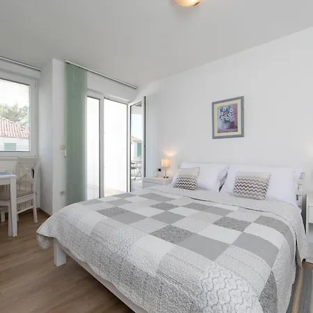 Mili Apartament