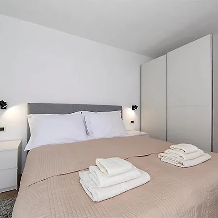 Apartament Mili